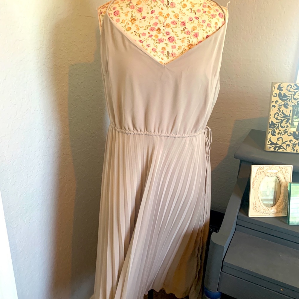 NWT ASOS grey chiffon dress with cinched waist